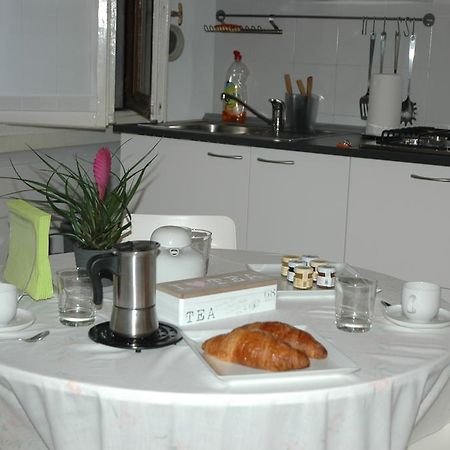 Come A Casa Bed & Breakfast Milano Eksteriør bilde